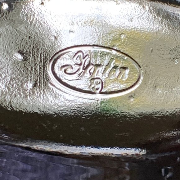 Vintage 1990s Fenton Periwinkle Art Glass Open Back Swan Figurine - Picture 9 of 10